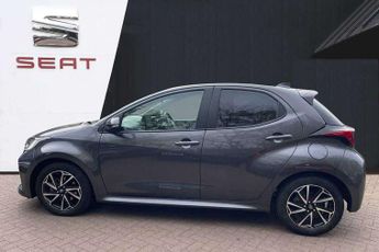 Toyota Yaris 1.5 Hybrid Design 5dr CVT
