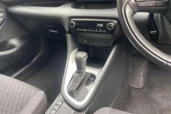Toyota Yaris 1.5 Hybrid Design 5dr CVT