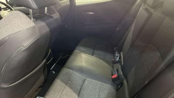 Toyota Corolla 1.8 Hybrid Design 5dr CVT