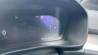 Volvo XC40 2.0 B3P Core 5dr Auto