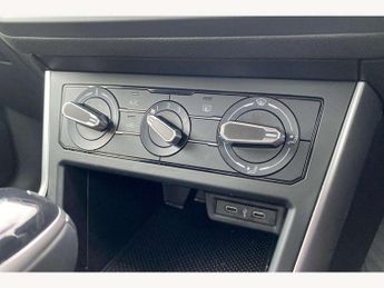 Volkswagen Polo 1.0 TSI Life 5dr DSG