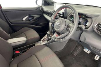 Toyota Yaris 1.5 Hybrid GR Sport 5dr CVT
