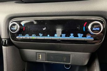Toyota Yaris 1.5 Hybrid GR Sport 5dr CVT