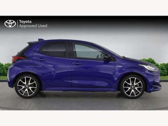 Toyota Yaris 1.5 Hybrid Dynamic 5dr CVT
