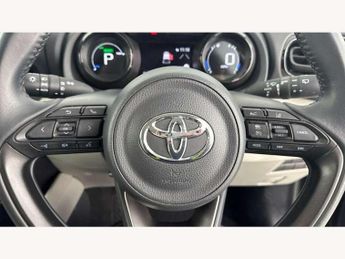 Toyota Yaris 1.5 Hybrid Excel 5dr CVT