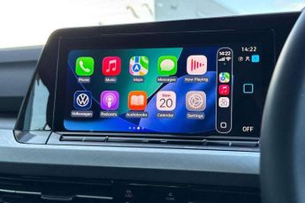 Volkswagen Golf 1.0 eTSI Life 5dr DSG