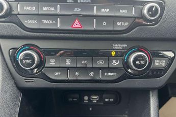 Kia Niro 1.6 GDi Hybrid 3 5dr DCT