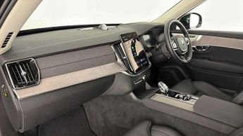Volvo XC90 2.0 B5P Ultra Dark 5dr AWD Geartronic