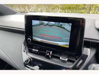 Toyota Corolla Touring Sport 1.8 VVT-i Hybrid Icon Tech 5dr CVT