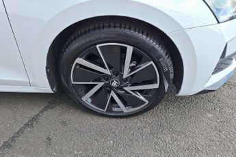 Skoda Octavia Estate 1.5 TSI 150 e-TEC Sportline 5dr DSG