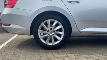 Skoda Superb 1.5 TSI SE 5dr DSG