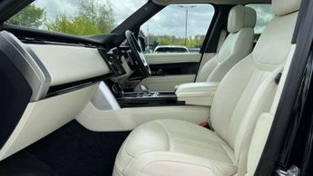 Land Rover Range Rover 3.0 P440e SE 4dr Auto