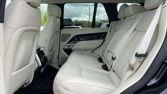 Land Rover Range Rover 3.0 P440e SE 4dr Auto
