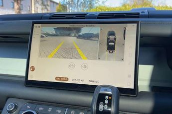 Land Rover Defender 3.0 D250 X-Dynamic HSE 90 3dr Auto