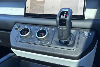 Land Rover Defender 3.0 D250 X-Dynamic HSE 90 3dr Auto