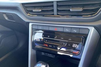 Volkswagen T-Roc 1.5 TSI Life 5dr DSG