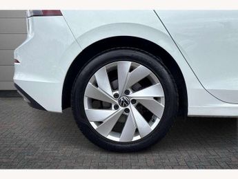 Volkswagen Golf 1.5 eTSI 150 Style 5dr DSG