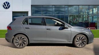 Volkswagen Golf 1.5 eTSI Style 5dr DSG