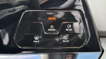 Volkswagen Golf 1.5 eTSI 150 R-Line 5dr DSG