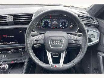 Audi Q3 45 TFSI e S Line 5dr S Tronic