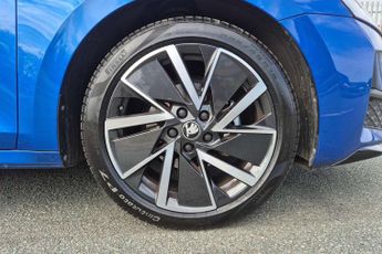 Skoda Octavia Estate 1.5 TSI 150 e-TEC Sportline 5dr DSG
