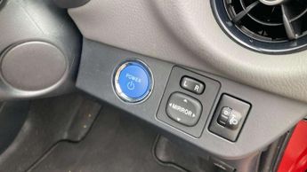 Toyota Yaris 1.5 Hybrid Icon Tech 5dr CVT