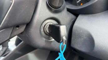 Toyota Yaris 1.5 Hybrid Icon 5dr CVT