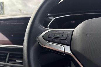 Volkswagen T-Cross 1.0 TSI 110 SEL 5dr DSG