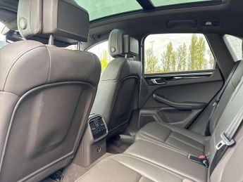Porsche Macan S 5dr PDK