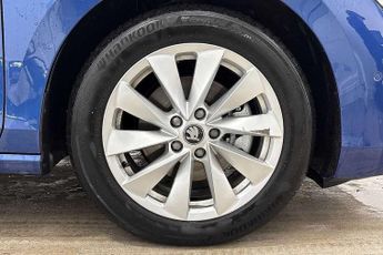 Skoda Superb Estate 2.0 TDI SE Technology 5dr DSG
