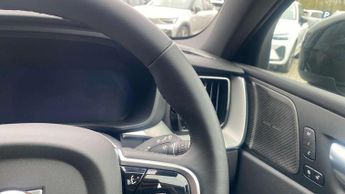 Volvo XC60 2.0 B5P Plus Black Edition 5dr AWD Geartronic