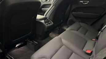 Volvo XC60 2.0 B5P Plus Dark 5dr AWD Geartronic