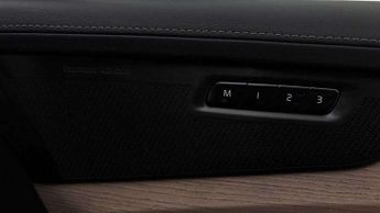 Volvo XC90 2.0 B5P Plus Dark 5dr AWD Geartronic