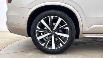 Volvo XC90 2.0 B5P Plus Dark 5dr AWD Geartronic