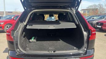 Volvo XC60 2.0 B5P Momentum 5dr AWD Geartronic