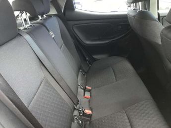 Toyota Yaris 1.5 Hybrid Icon 5dr CVT