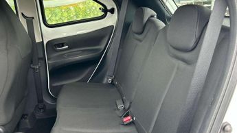 Toyota Aygo X 1.0 VVT-i Pure 5dr Auto
