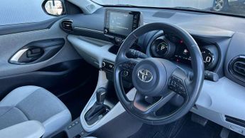 Toyota Yaris 1.5 Hybrid Excel 5dr CVT