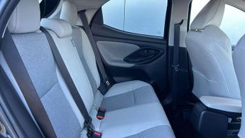 Toyota Yaris 1.5 Hybrid Excel 5dr CVT