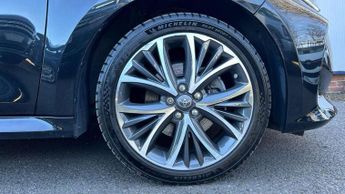 Toyota Yaris 1.5 Hybrid Excel 5dr CVT