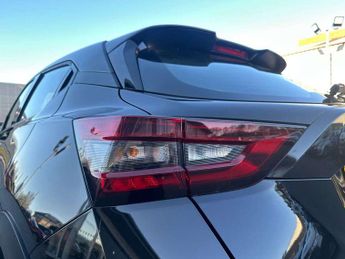 Nissan Juke 1.6 Hybrid Acenta Premium 5dr Auto