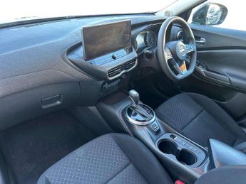 Nissan Juke 1.6 Hybrid Acenta Premium 5dr Auto