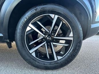 Nissan Juke 1.6 Hybrid Acenta Premium 5dr Auto