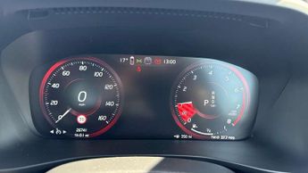 Volvo XC40 1.5 T3 [163] Momentum 5dr Geartronic