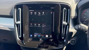 Volvo XC40 1.5 T3 [163] Momentum 5dr Geartronic