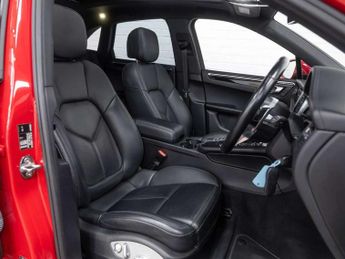 Porsche Macan S 5dr PDK