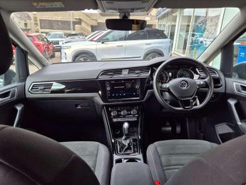 Volkswagen Touran 1.5 TSI EVO SEL 5dr DSG