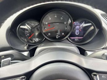 Porsche Cayman 2.0 2dr PDK