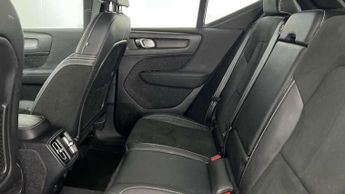 Volvo XC40 1.5 T3 [163] R DESIGN 5dr Geartronic