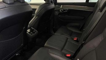 Volvo XC90 2.0 B5P Ultra Dark 5dr AWD Geartronic